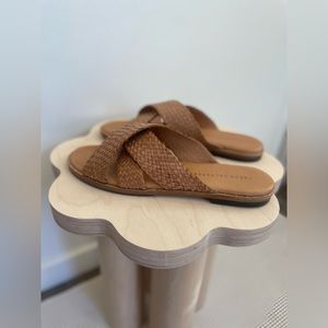 Freda Salvador Dew Woven Sandals sz10.5